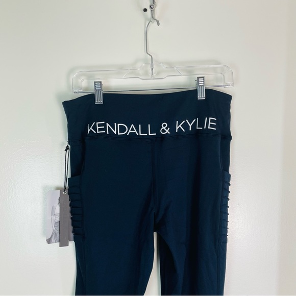 Kendall+ Kylie NWOT WOMEN'S LEGGING PANTS SZ LARGE. - Picture 5 of 14